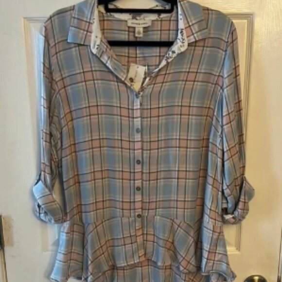 NWT - Pastel Pink and Blue Plaid Button Down Blouse with Ruffle Bottom - Picture 2 of 5